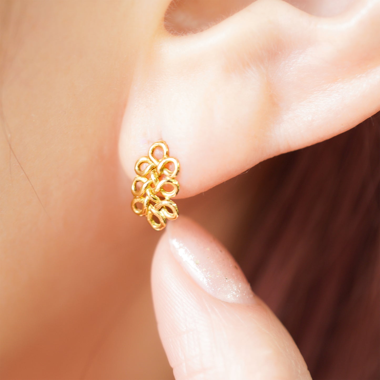 hp-18fw-576 エンドレスノット ピアス