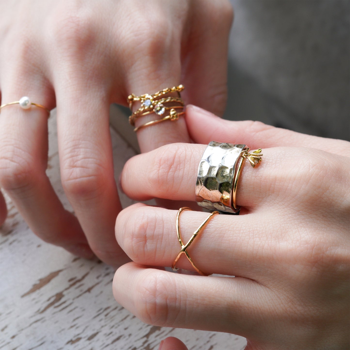 hr-19fw-547 ミニ立て爪2ピース リング