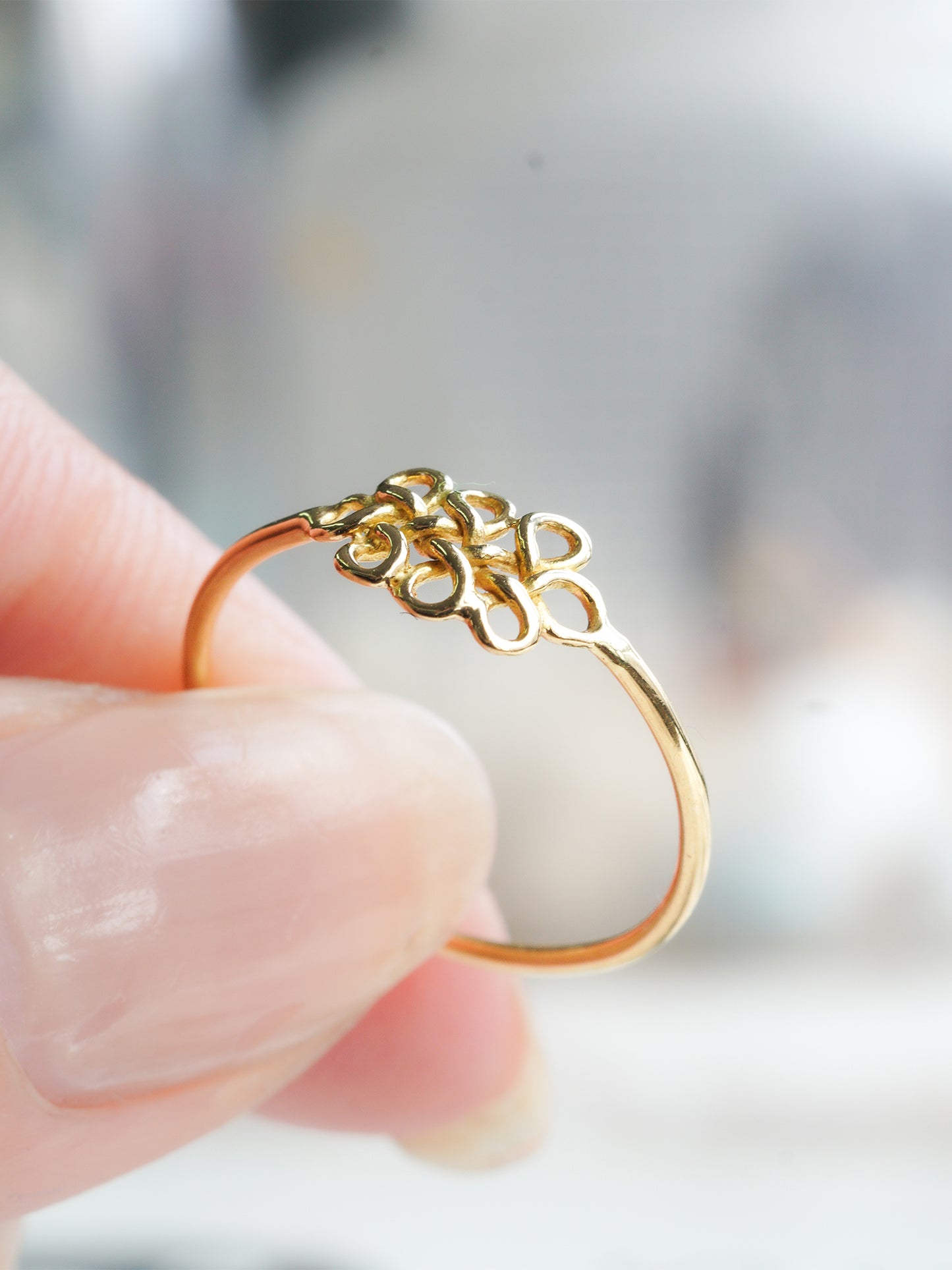 hr-18fw-527 エンドレスノット リング