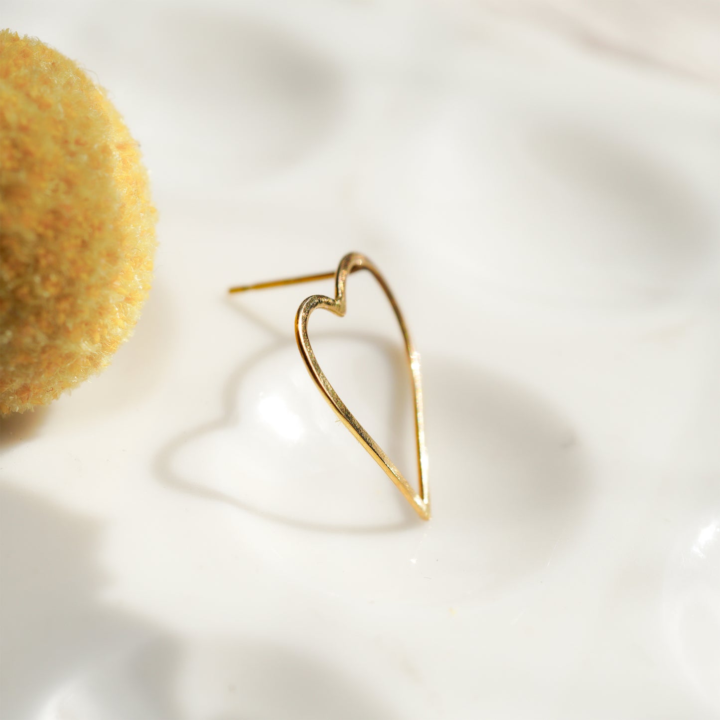 hp-544-17w シンプル ワイヤーハートピアス S