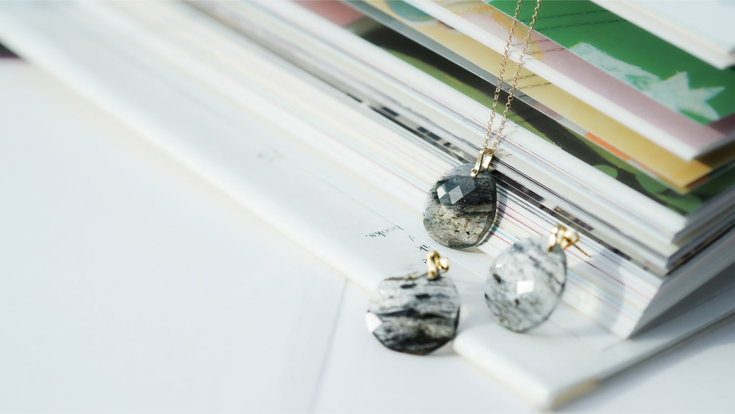 bn-60 black rutilated quartz