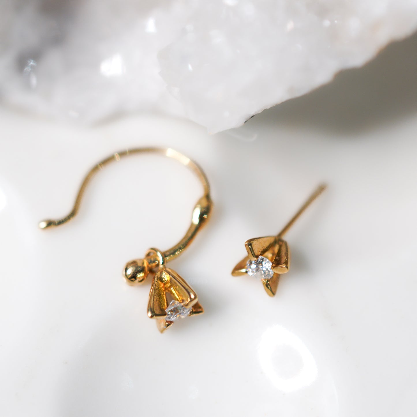 h-p-6-2-66 立て爪ピアス