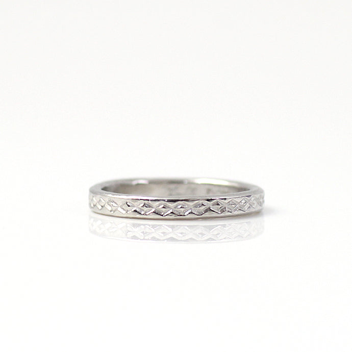 pr-95-16s クロスライン(XXX)リング L / プラチナ