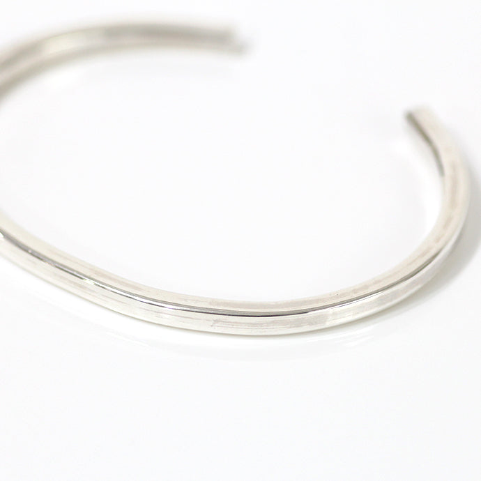 sv-19fw-24 シンプルシルバー バングル