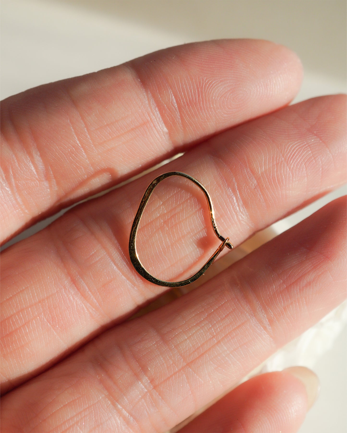 〔オンライン限定〕クラウドフープピアスM wp-6-25 (片耳)