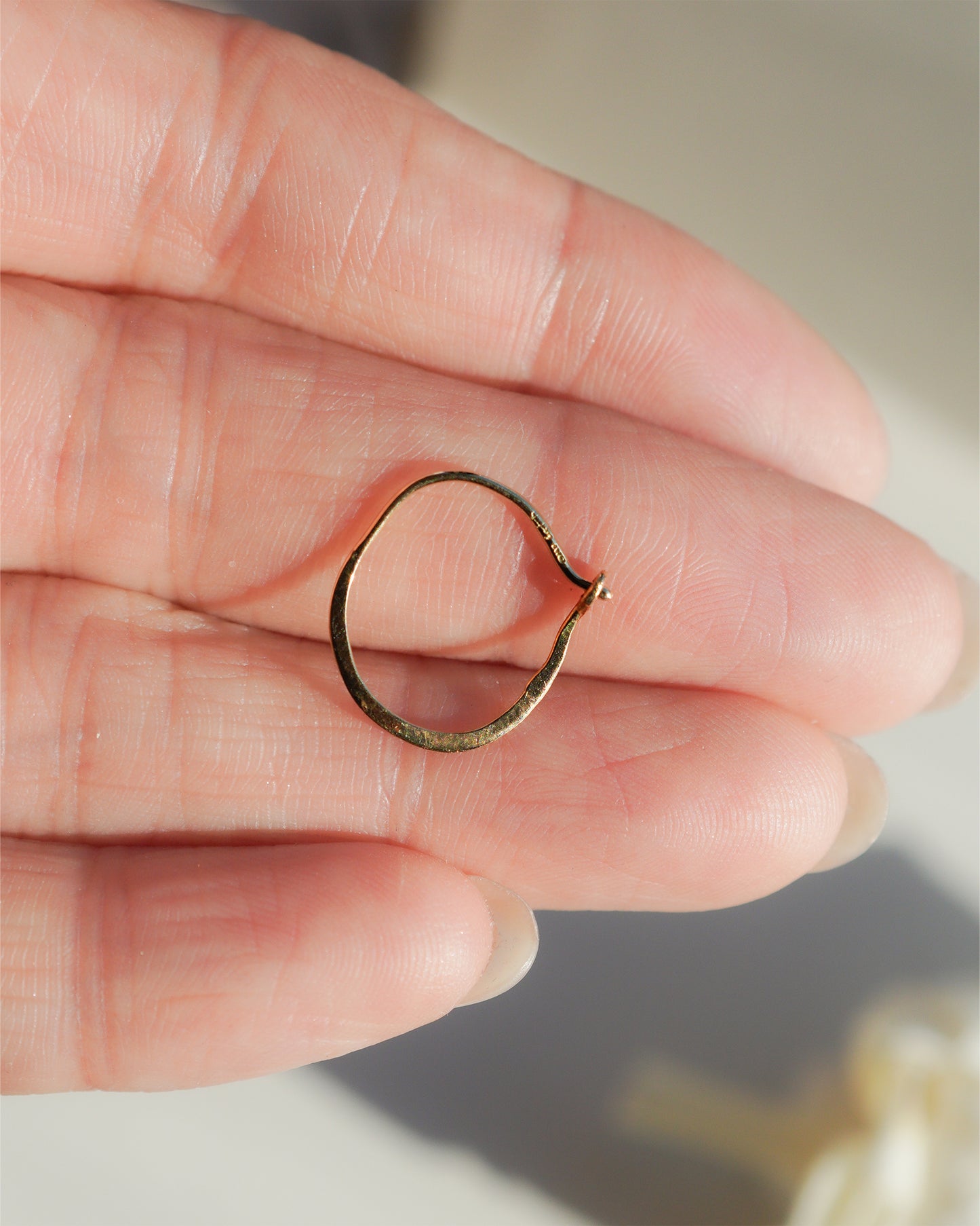 〔オンライン限定〕クラウドフープピアスM wp-7-25 (片耳)