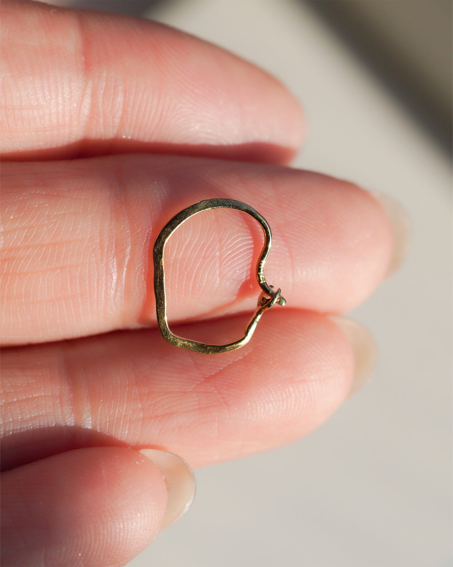 〔オンライン限定〕クラウドフープピアスS wp-12-25  (片耳)