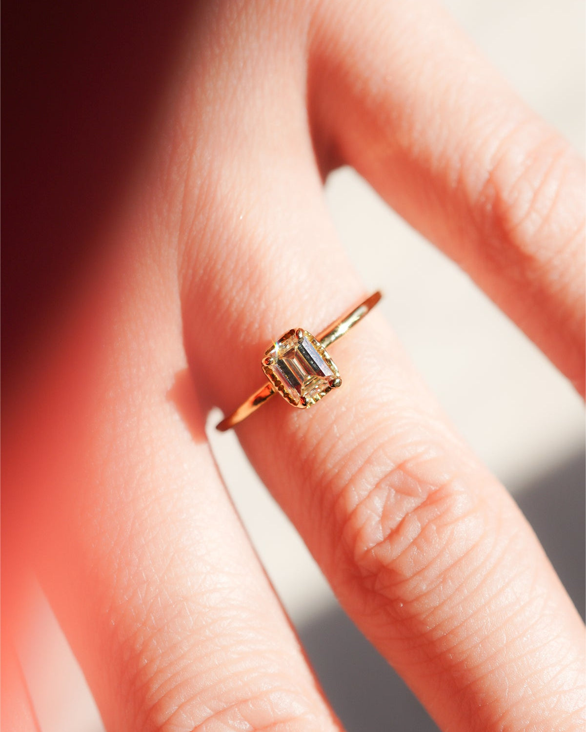 エメラルドカットダイヤモンドリング br-224 通販 – hirondelle et