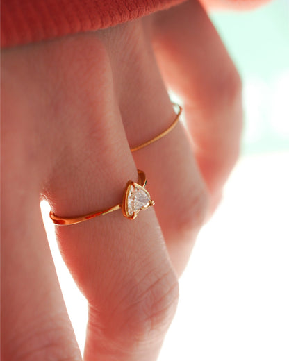 ハートシェイプカットダイヤモンドリング br-216